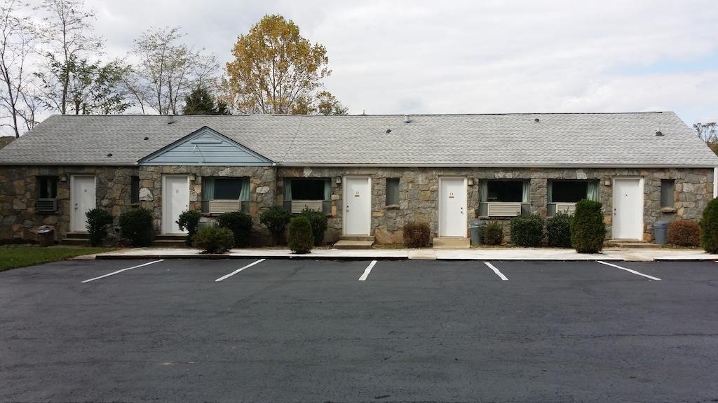 Rock Haven Motel Asheville Exterior foto